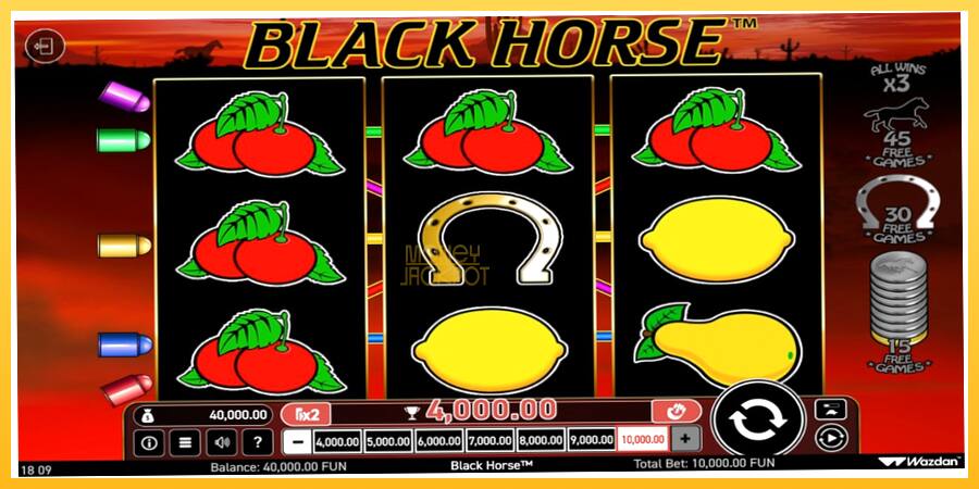 Игровой аппарат Black Horse - игра на реальные деньги, картинка 2