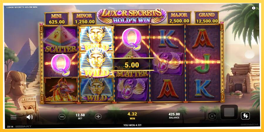 Игровой аппарат Luxor Secrets Holdn Win - игра на реальные деньги, картинка 3