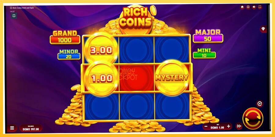 Игровой аппарат Rich Coins Hold and Spin - игра на реальные деньги, картинка 2