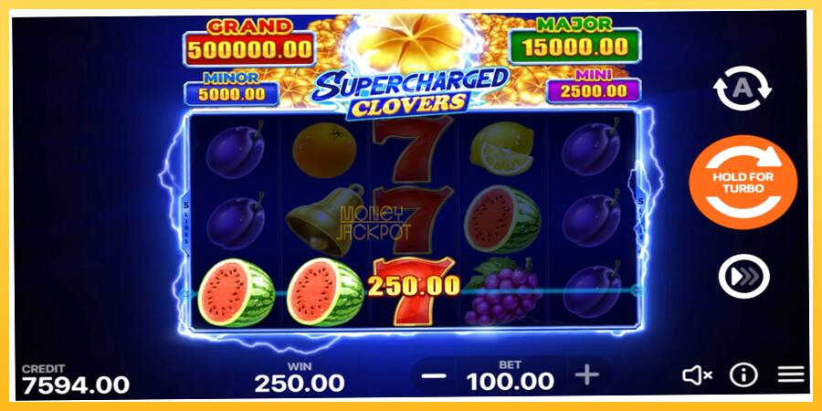 Игровой аппарат Supercharged Clovers: Hold and Win - игра на реальные деньги, картинка 5