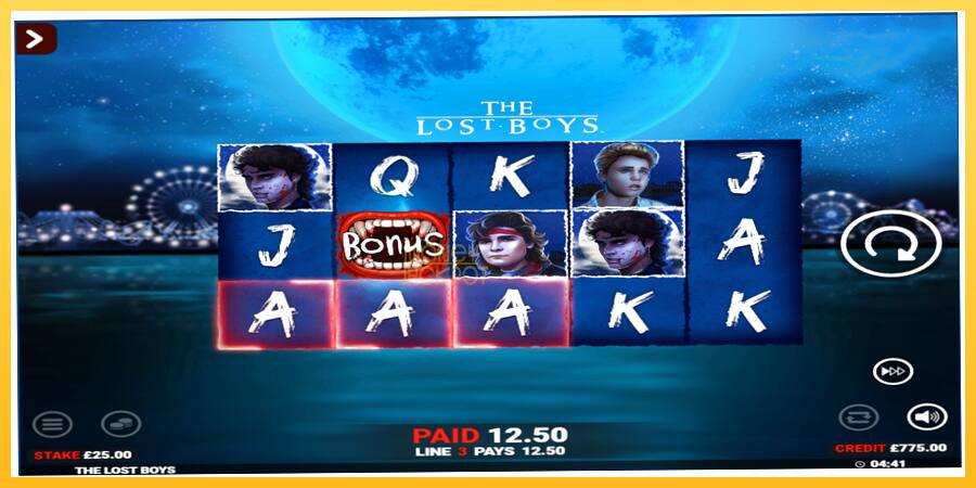 Игровой аппарат The Lost Boys Rapid Fire Jackpots - игра на реальные деньги, картинка 2