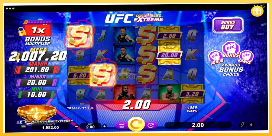 Игровой аппарат UFC Gold Blitz Extreme - игра на реальные деньги, картинка 3